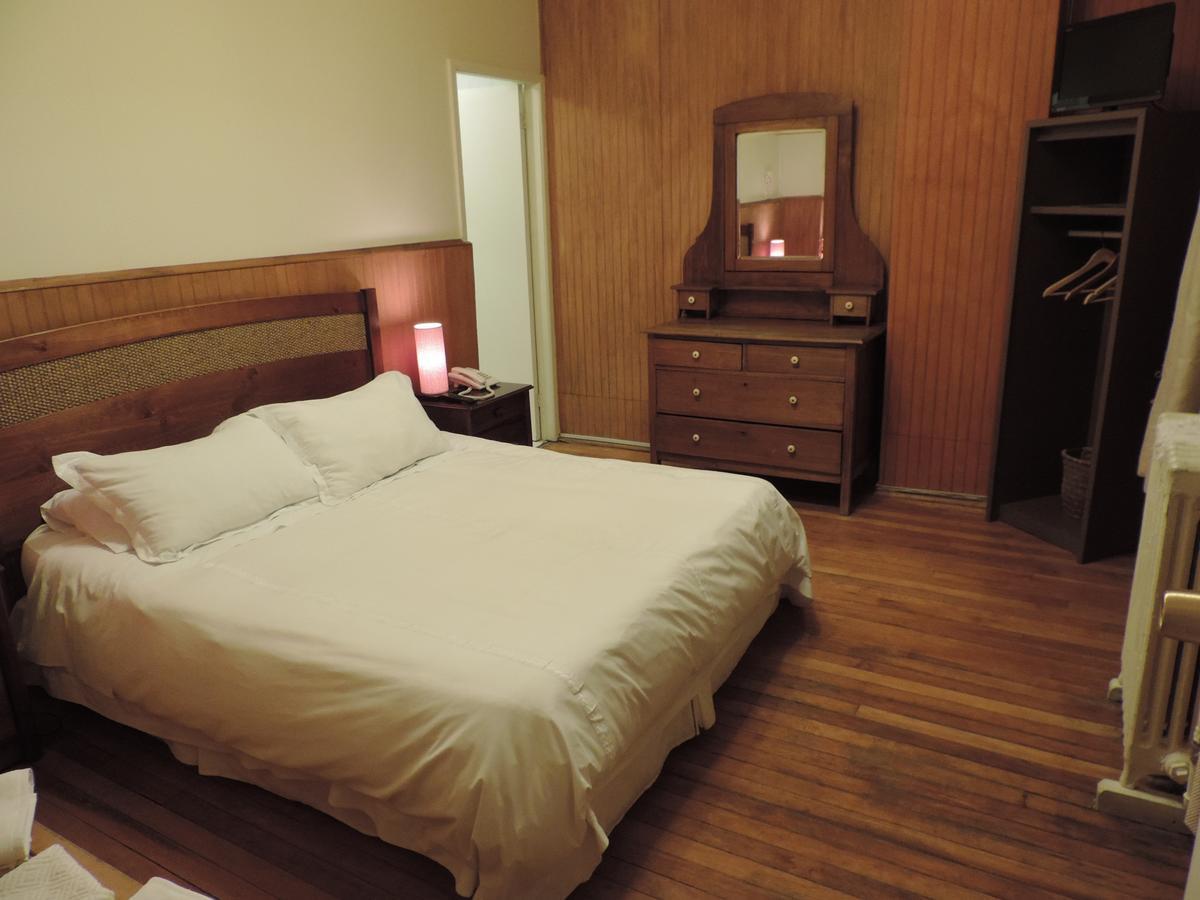 Hostal Oro Fueguino Пунта-Аренас Экстерьер фото