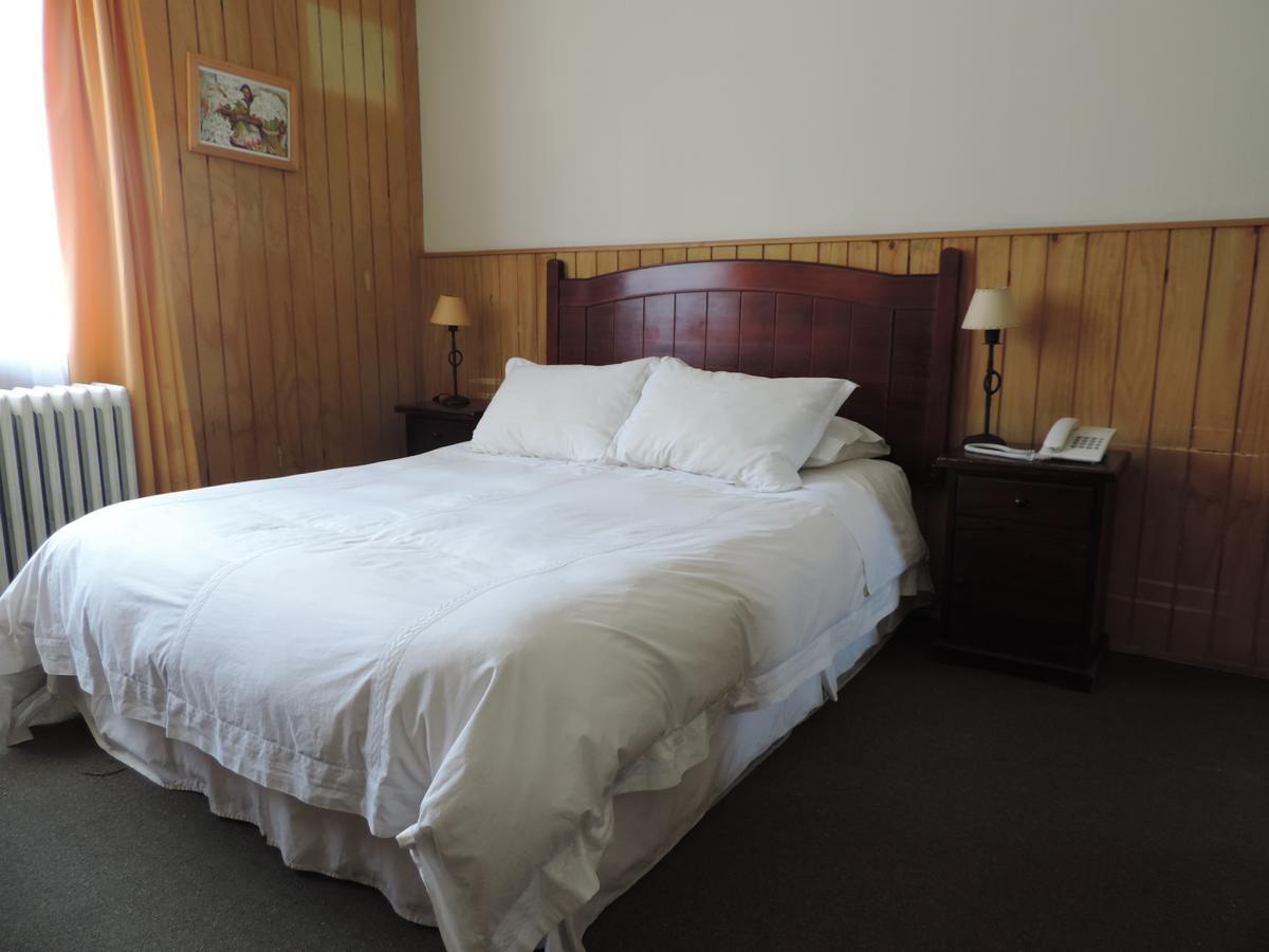 Hostal Oro Fueguino Пунта-Аренас Экстерьер фото