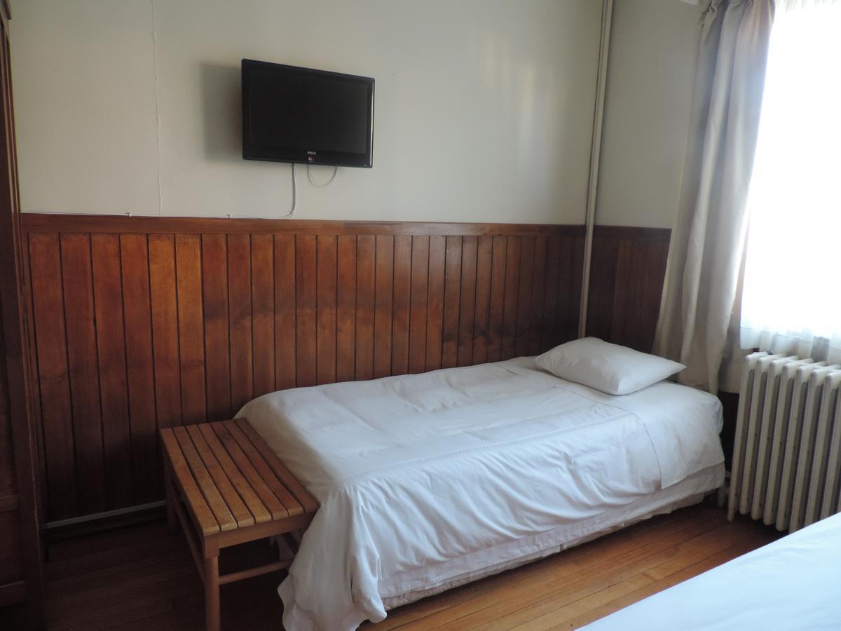 Hostal Oro Fueguino Пунта-Аренас Экстерьер фото