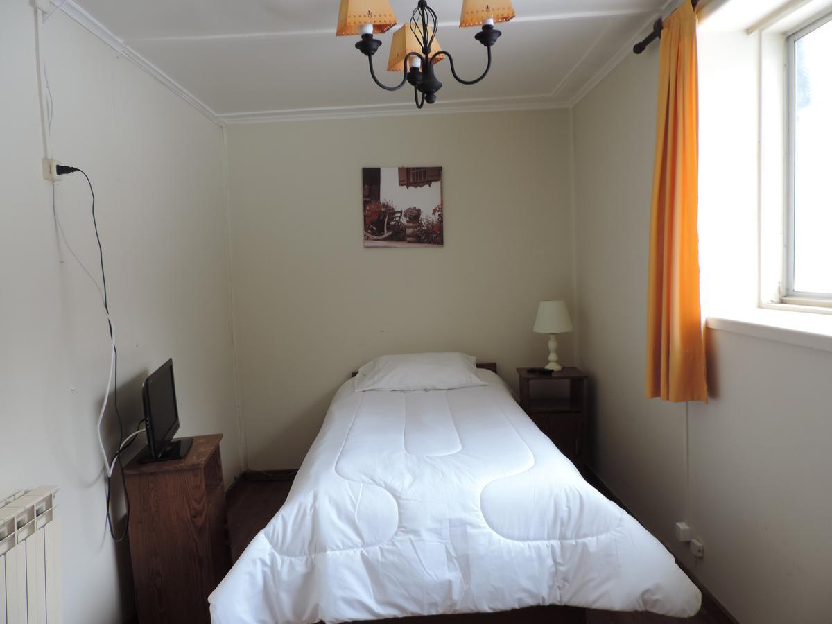 Hostal Oro Fueguino Пунта-Аренас Экстерьер фото
